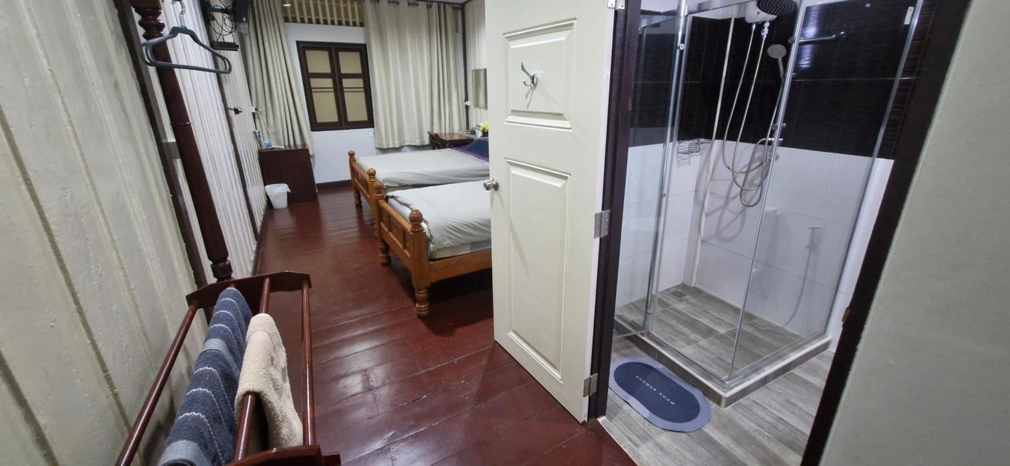 Ob Arun House Bed and Breakfast Bangkok Buitenkant foto