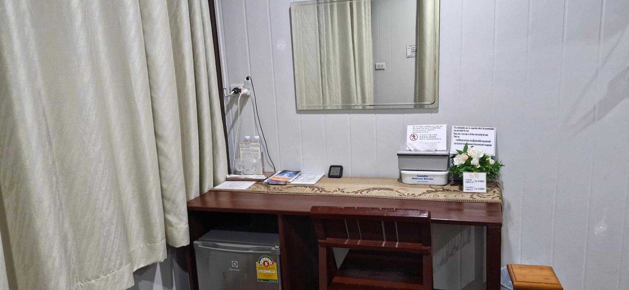 Ob Arun House Bed and Breakfast Bangkok Buitenkant foto