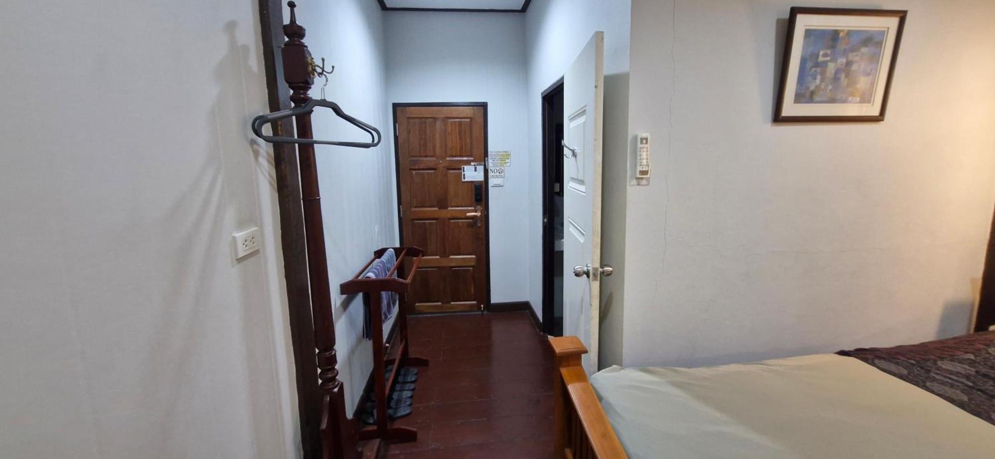 Ob Arun House Bed and Breakfast Bangkok Buitenkant foto