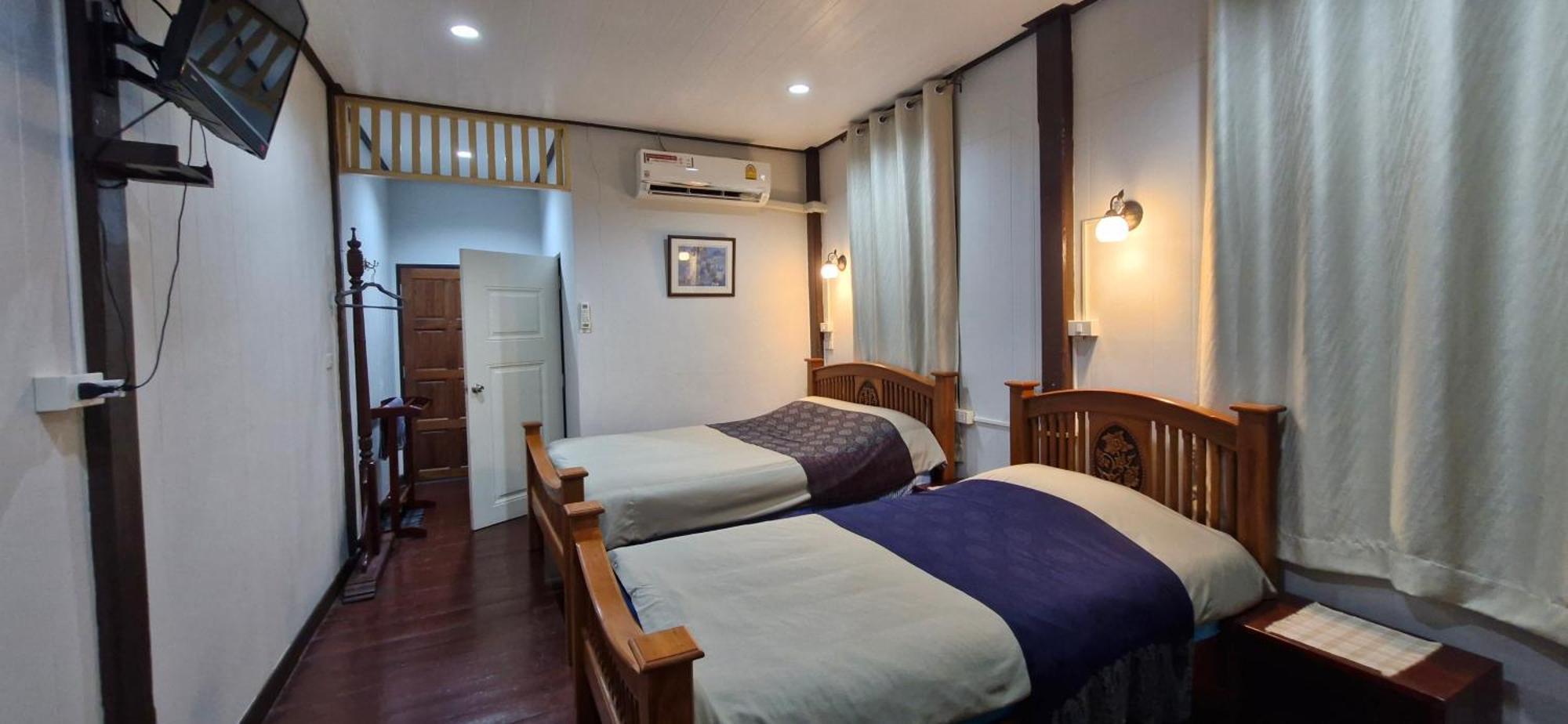 Ob Arun House Bed and Breakfast Bangkok Buitenkant foto