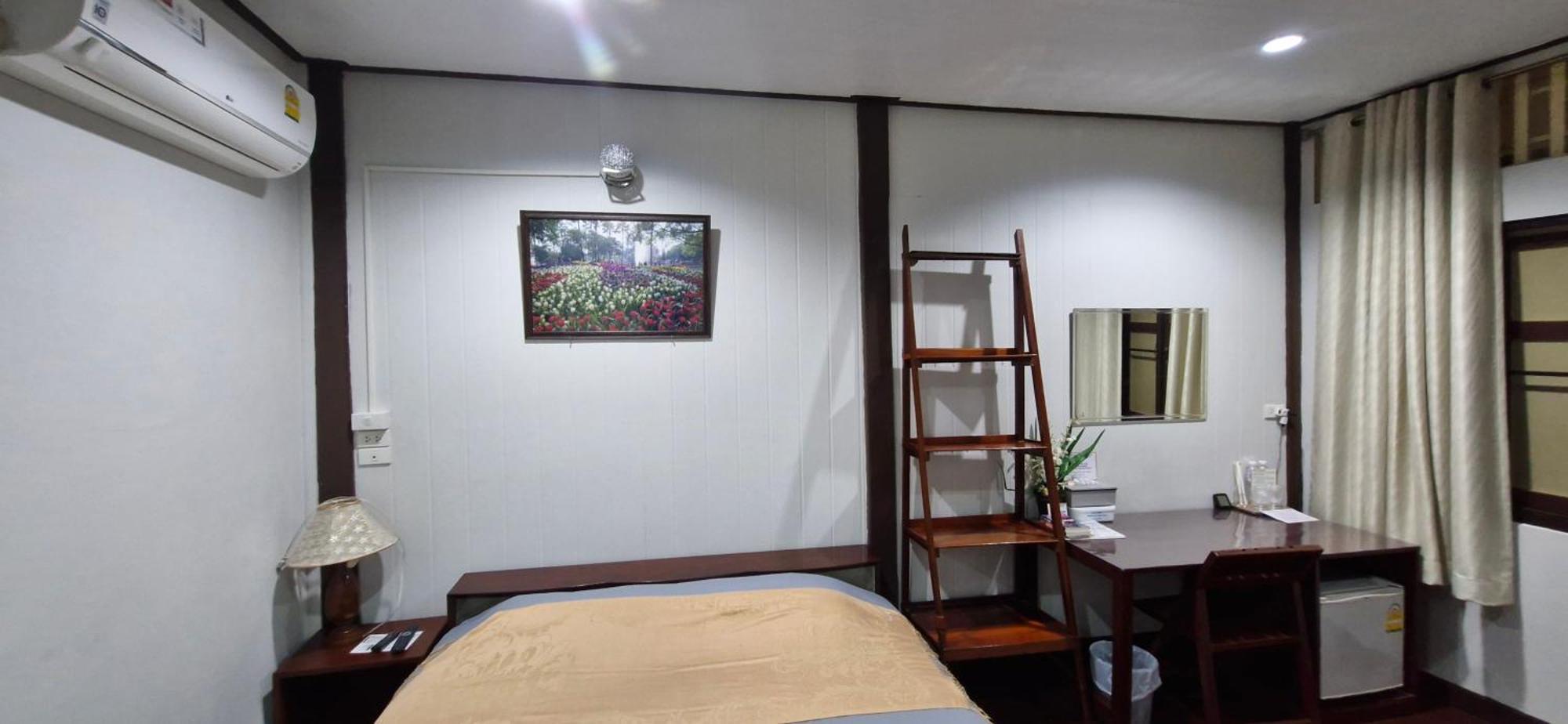 Ob Arun House Bed and Breakfast Bangkok Buitenkant foto