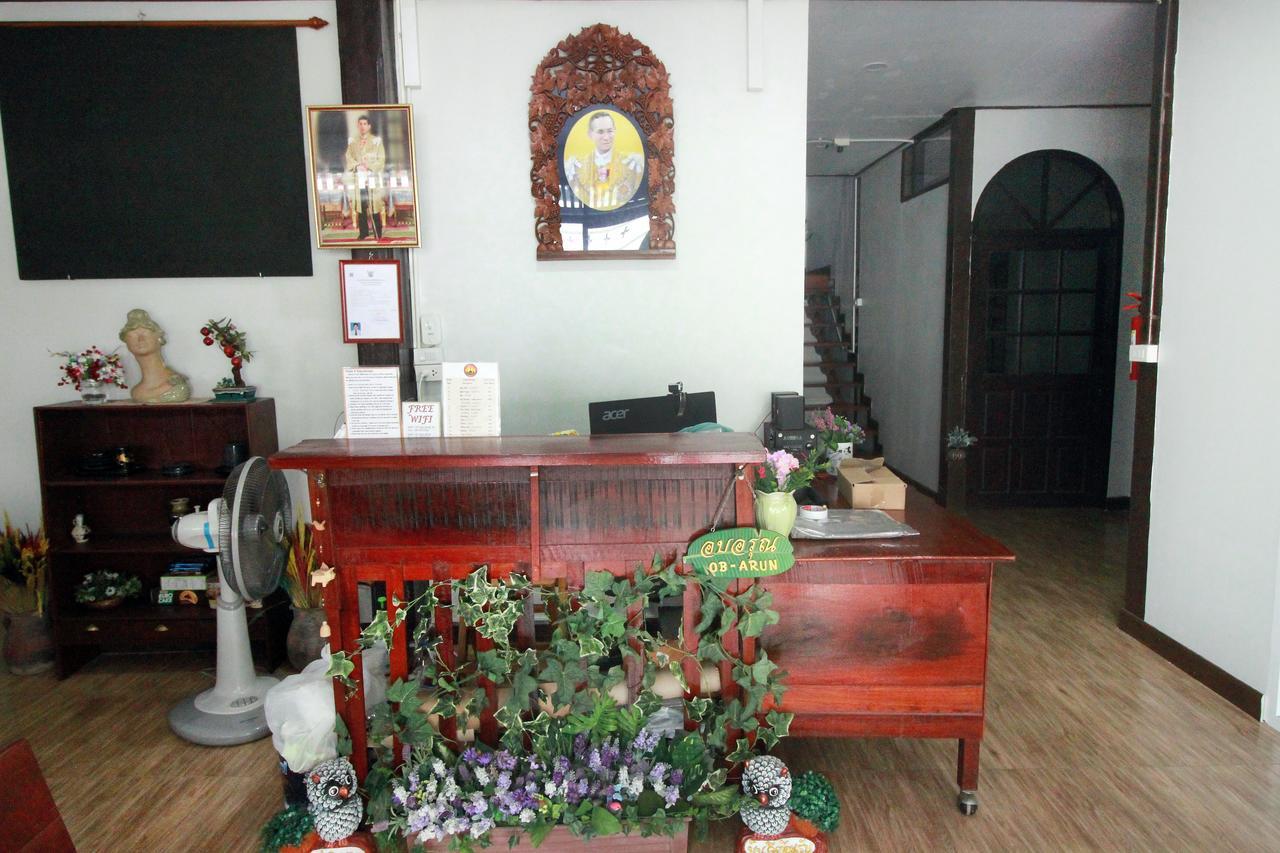 Ob Arun House Bed and Breakfast Bangkok Buitenkant foto